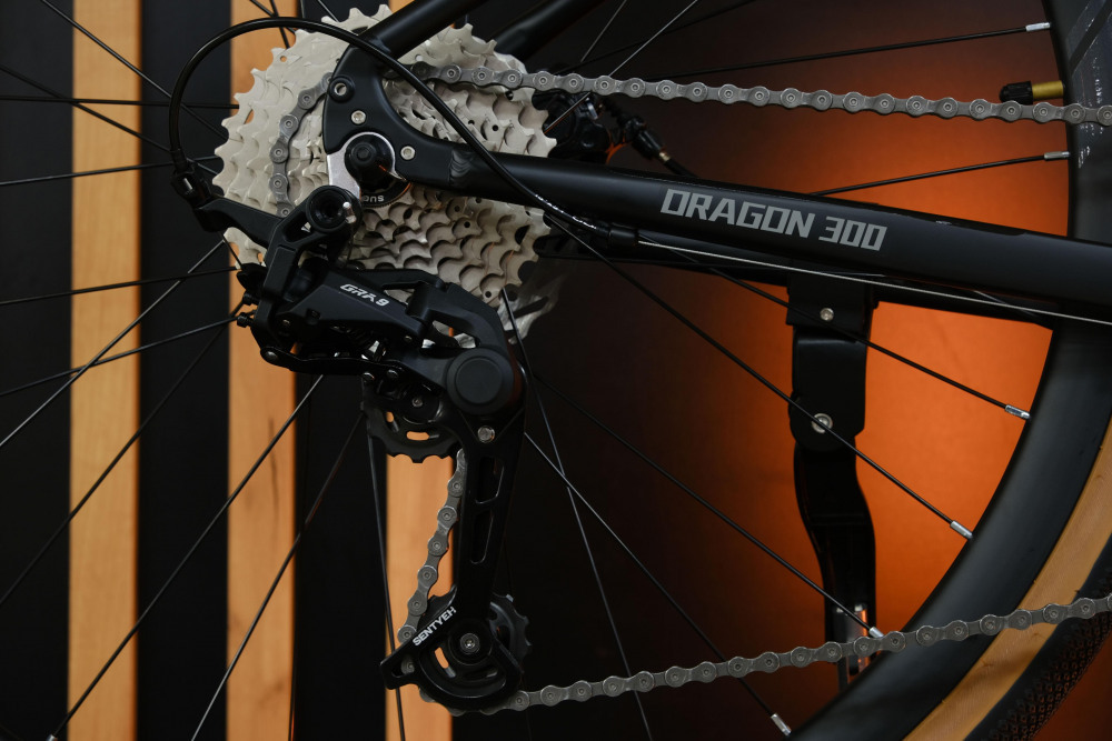 LORAK Gravel 300 Чёрный рама 510mm